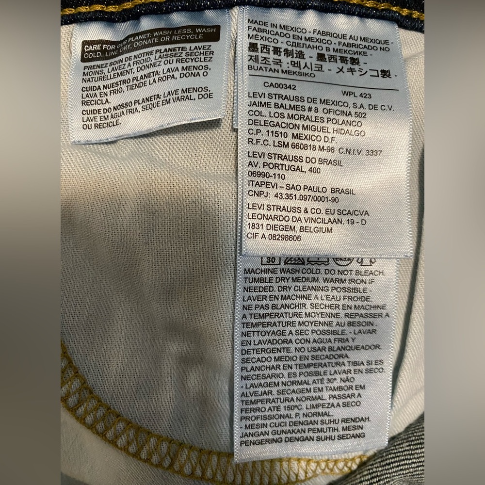 Levi’s 513 34W 30L - Picture 2 of 4